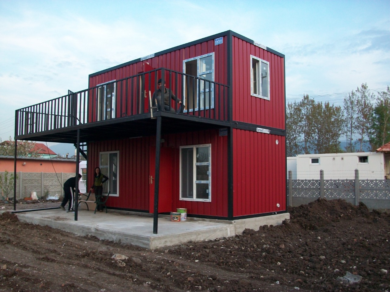 Nhà container 2 tầng
