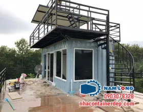 Nhà container có sân thượng